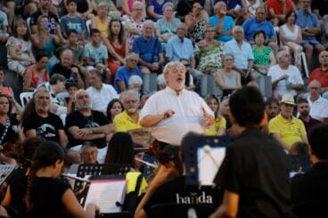 Concierto de la Agrupación Artística Musical por los Moros y Cristianos de Dénia 11