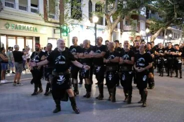Desfile de Moros y Cristianos previo a la recepción cristiana de Dénia 11