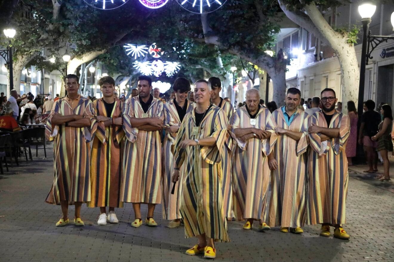 Desfile de Moros y Cristianos previo a la recepción cristiana de Dénia 36