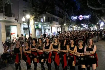 Desfile de Moros y Cristianos previo a la recepción cristiana de Dénia 46
