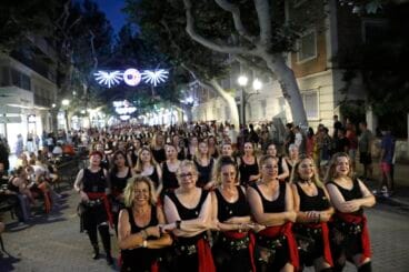 Desfile de Moros y Cristianos previo a la recepción cristiana de Dénia 48