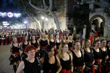 Desfile de Moros y Cristianos previo a la recepción cristiana de Dénia 49