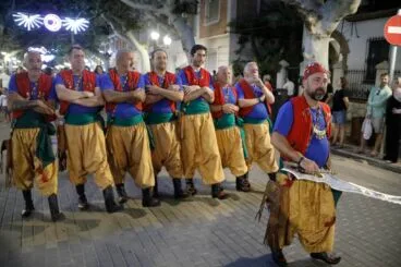 Desfile de Moros y Cristianos previo a la recepción cristiana de Dénia 54