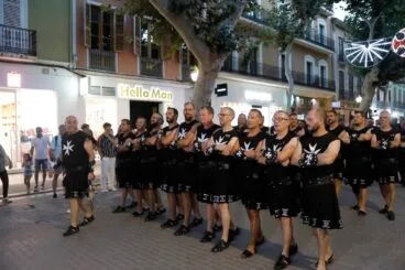Desfile de Moros y Cristianos previo a la recepción cristiana de Dénia 6