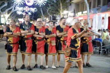 Desfile de Moros y Cristianos previo a la recepción mora de Dénia 39