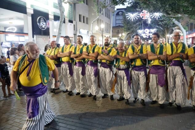 desfile de moros y cristianos previo a la recepcion mora de denia 6
