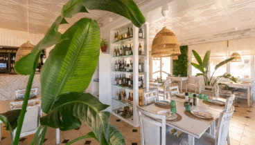 El Raco del Mar bietet Ihnen leckere Gerichte in einem charmanten Ambiente