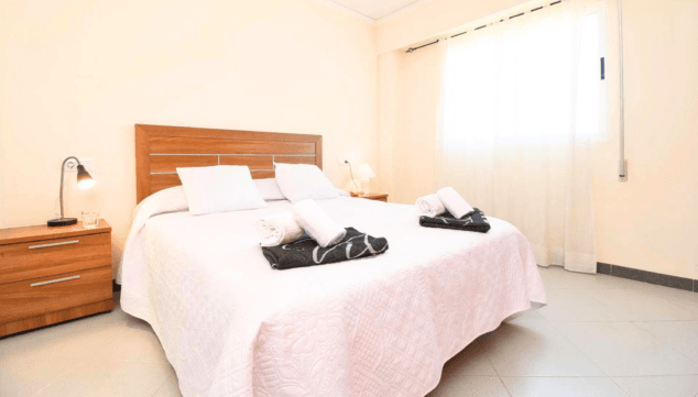 elegante y comoda habitacion para unas vacaciones de relax en denia