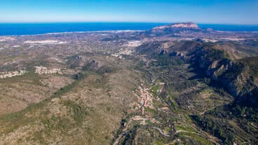 la marina alta desde el cielo en la vall de pop dest