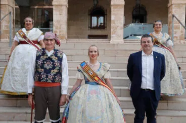 Acto de presentación y exaltación de la Fallera Major de Dénia 2025  (1)