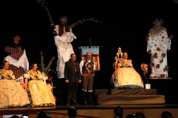 Acto de presentación y exaltación de la Fallera Major de Dénia 2025  (47)
