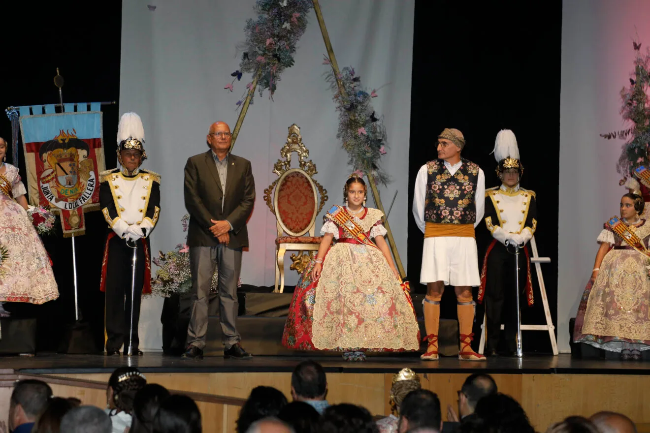 Acto de presentación y exaltación de la Fallera Mayor Infantil de Dénia 2025 (41)