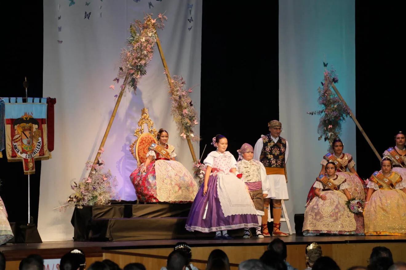 Acto de presentación y exaltación de la Fallera Mayor Infantil de Dénia 2025 (57)
