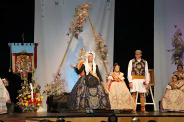 Acto de presentación y exaltación de la Fallera Mayor Infantil de Dénia 2025 (68)
