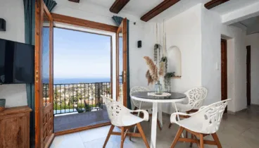Balcones al Mediterráneo en esta villa de Dénia