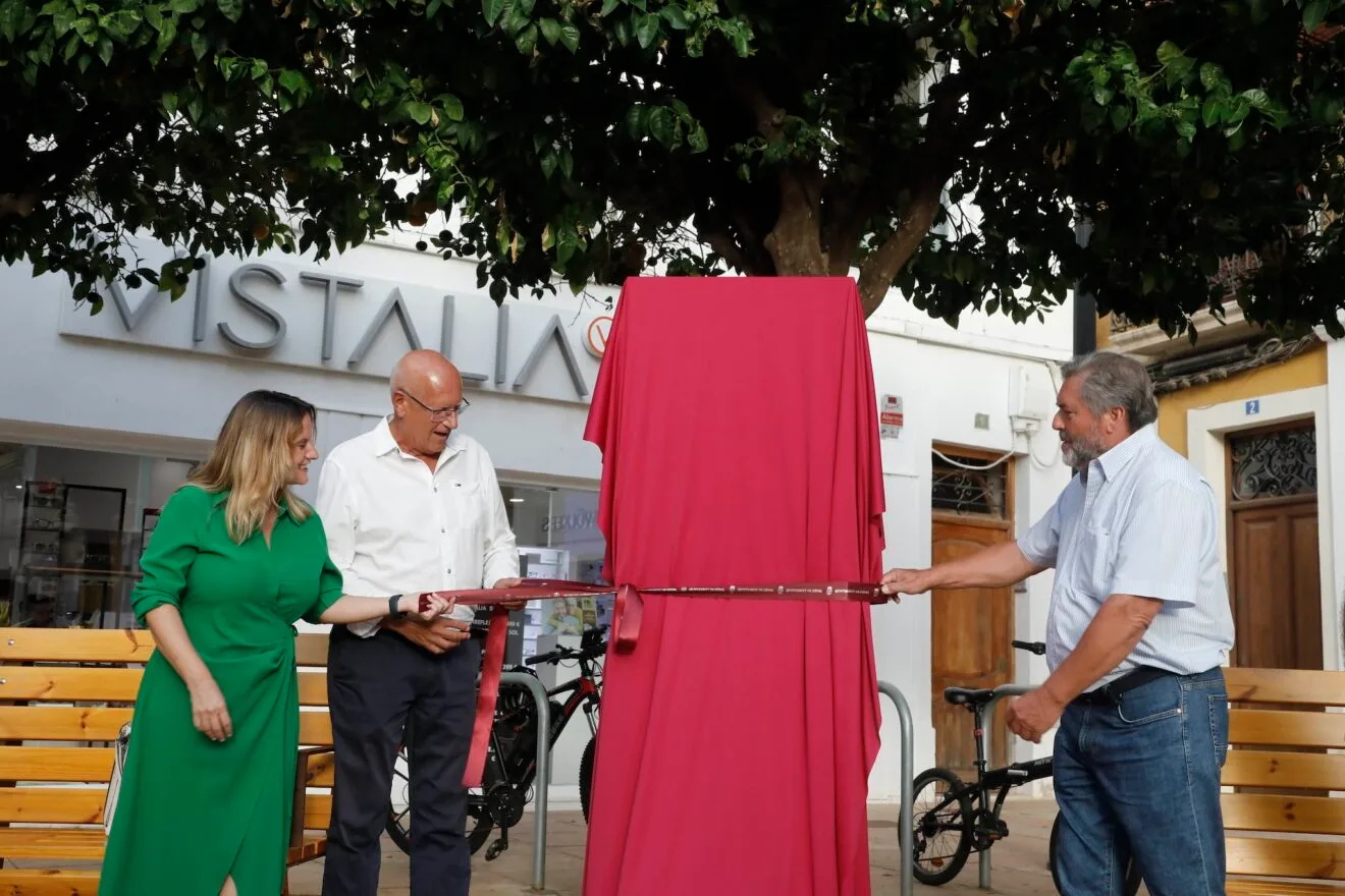 Homenaje a Vicent Andrés Estellés en Dénia 1