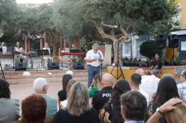 Homenaje a Vicent Andrés Estellés en Dénia 14