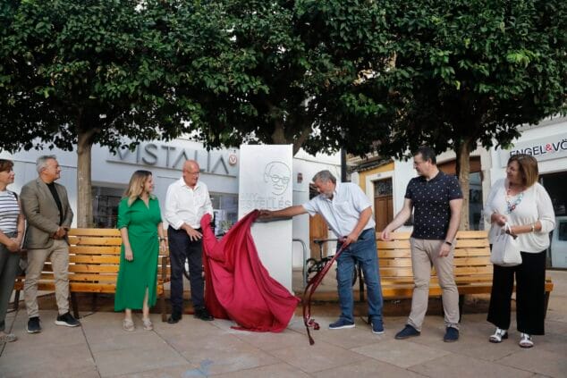 homenaje a vicent andres estelles en denia 2