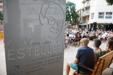 Homenaje a Vicent Andrés Estellés en Dénia 21