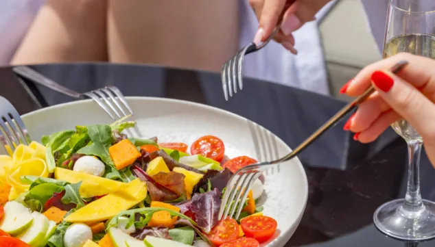 una comida completa con la beauty party