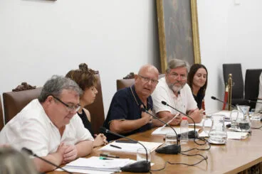 Vicent Grimalt contestando a Pepa Font
