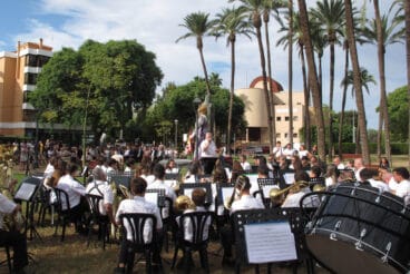 Celebración del 9 d’Octubre en Dénia 01