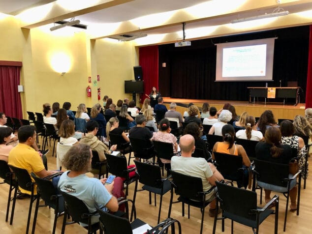 Imagen: Ciclo de charlas Educando en el presente