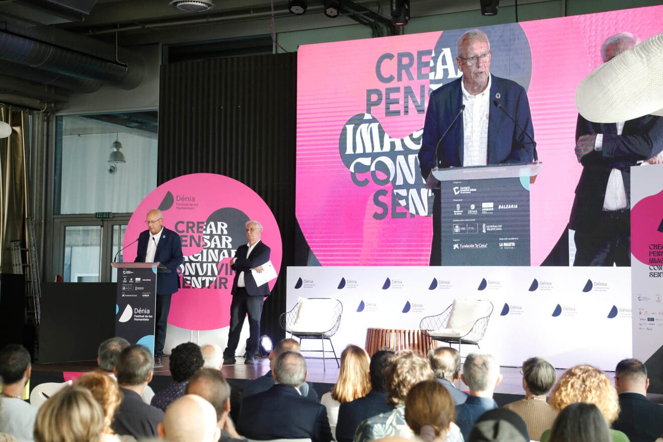 Discurso de Vicent Grimalt junto a Toni Reig