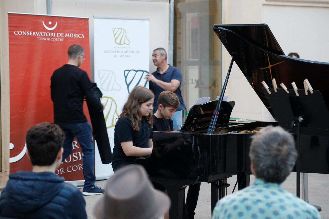 Éxito de participación en el festival 51