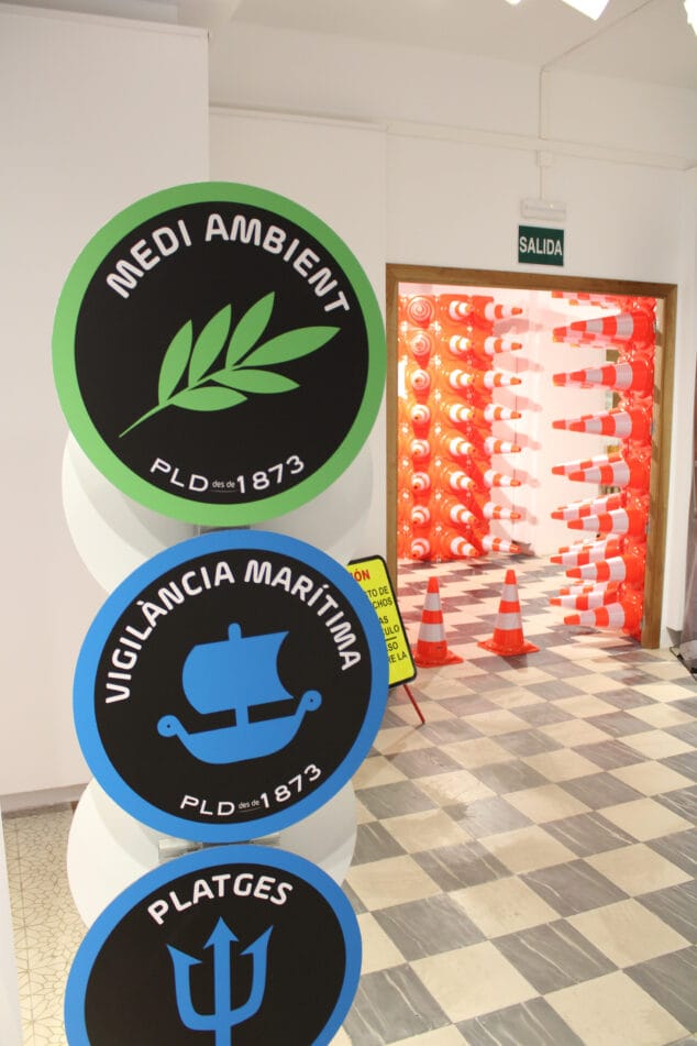 La historia de la Policía Local de Dénia desde 1873 recogida en una exposición 19 inauguracion de la exposicion de la policia local 05