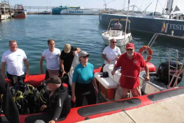Iniciativa Barriendo Mares 03