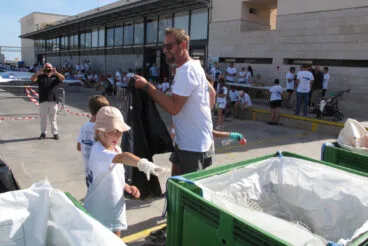 Iniciativa Barriendo Mares 07