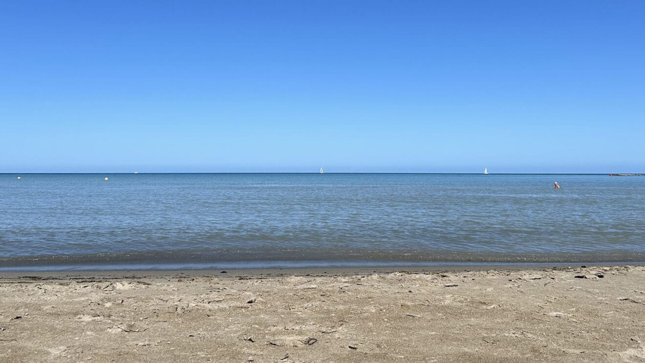 Playa de Les Marines dest