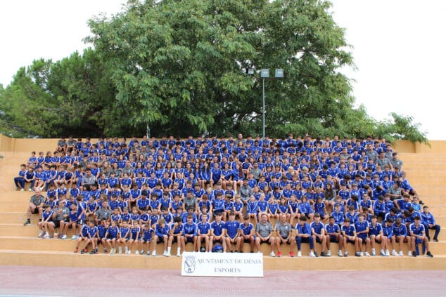 presentacion de las escuelas deportivas 44