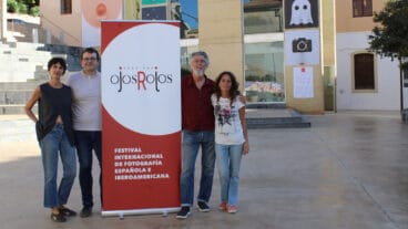presentacion del festival internacional de fotografia ojos rojos 2024 dest