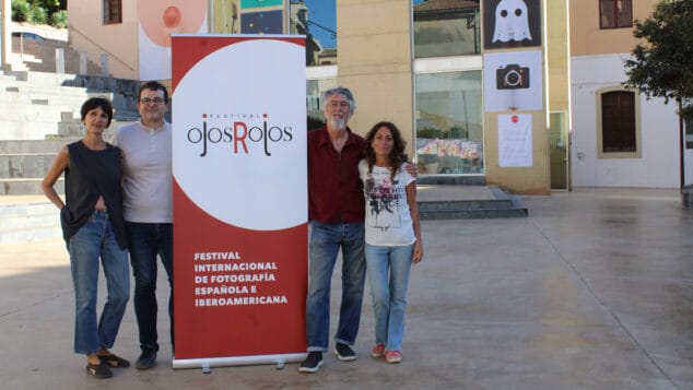 presentacion del festival internacional de fotografia ojos rojos 2024 dest