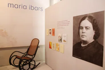 rincon de la exposicion maria ibars un paisatge de paraules escriure i viure a lombra del montgo en denia