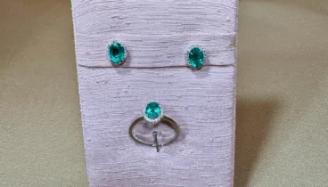 Una selección de joyería ideal para brillar siendo invitada de novia