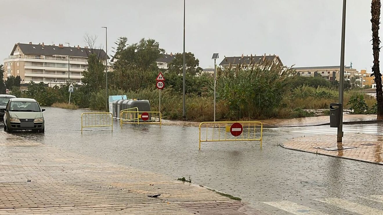 Camí del Llavador inundado (archivo)