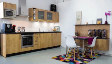 Cocinas de madera con banco de granito en negro