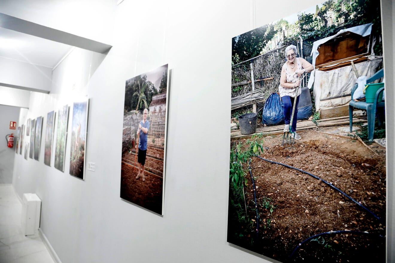 Inauguración de la exposición Miradas a la tierra 02