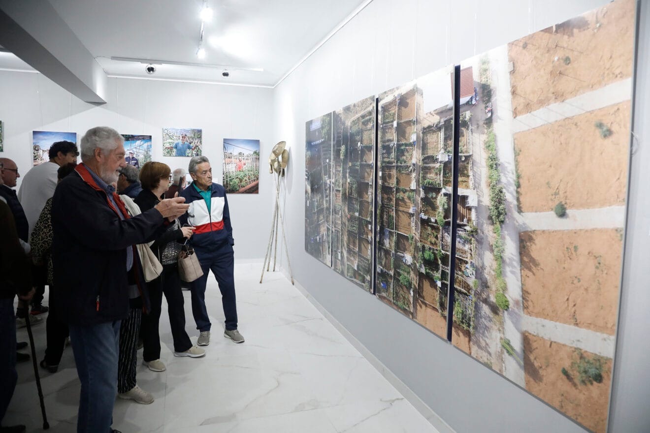 Inauguración de la exposición Miradas a la tierra