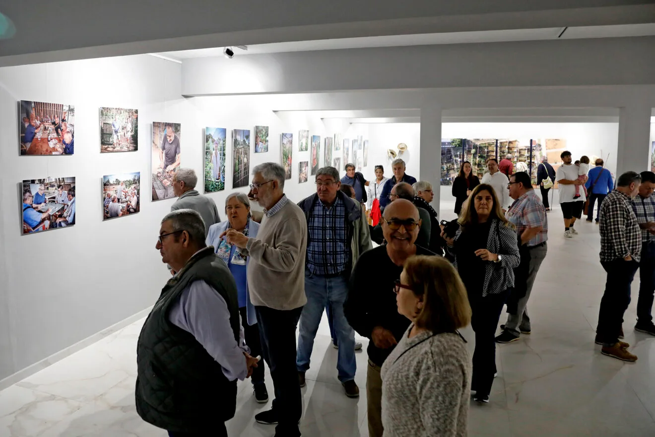 Inauguración de la exposición Miradas a la tierra 20