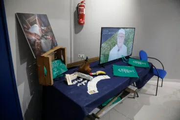 Inauguración de la exposición Miradas a la tierra 22