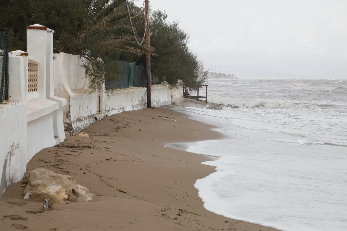 Playas de Dénia tras el temporal 10