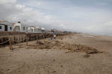 Playas de Dénia tras el temporal 29