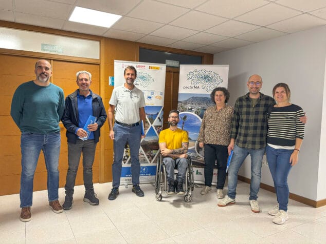 Imagen: Port Denia Superyacht Marina & Shipyard renueva convenio con el IES Maria Ibars