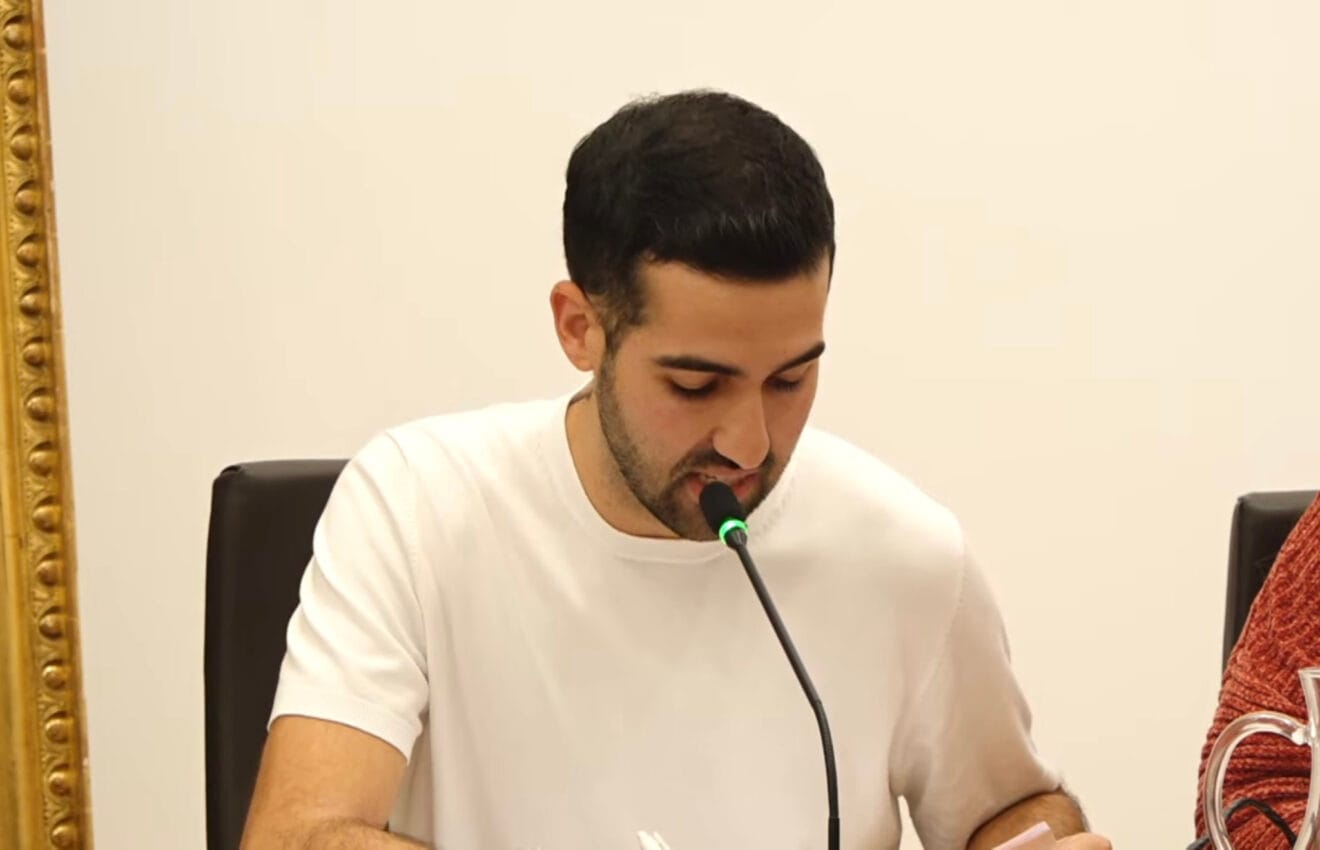 Valen Alcalà en su intervención