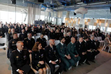 Asistentes a la celebración del Día de la Policía Local en Dénia