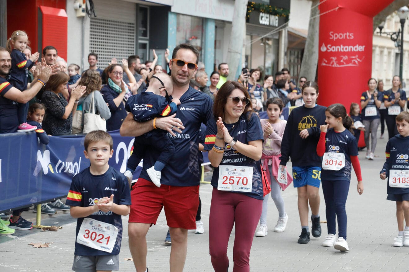 Carrera de la Policía Nacional por Luca 108